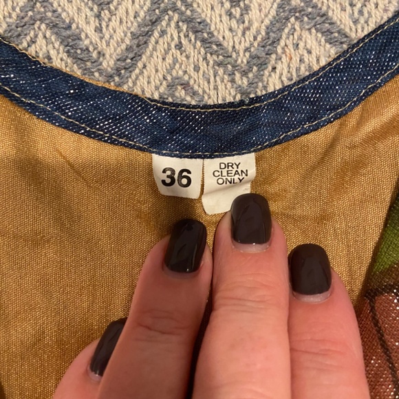 Women’s Bohemian Gold Floral Sleeveless Tunic – Size 36 (US 6) - Picture 4 of 8